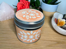 Load image into Gallery viewer, UPLIFTING - Natural Coconut Wax Candles (Grapefruit, Tangerine, Ylang Ylang, Geranium)