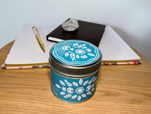 Load image into Gallery viewer, FOCUS - Natural Coconut Wax Candles (Tangerine, Orange,  Lemon, Rosemary, Peppermint)

