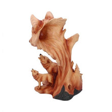 Load image into Gallery viewer, Natural Song Howling Wolves Wood Effect Bust 31cm
